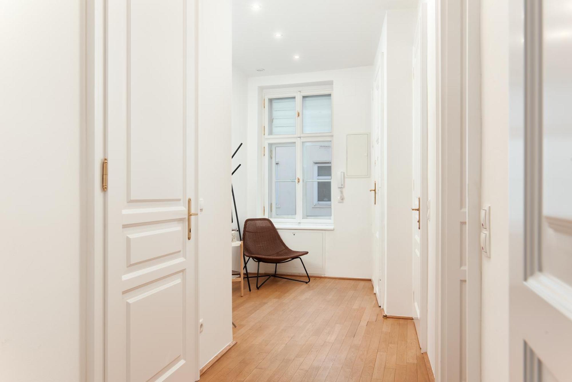 Stylish Designer Apartment At The Center Of Vienna Naschmarkt Экстерьер фото