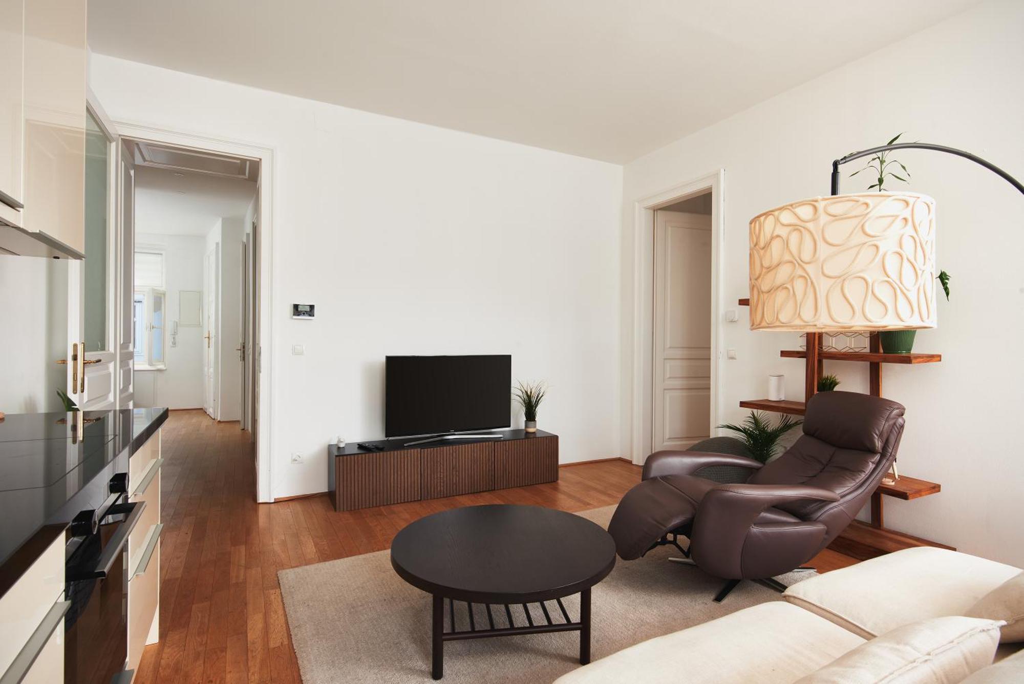 Stylish Designer Apartment At The Center Of Vienna Naschmarkt Экстерьер фото
